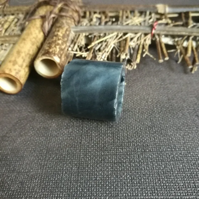 Natural Kunlun Jade Rough Nephrite Raw (24g,2.5X2.9cm)
