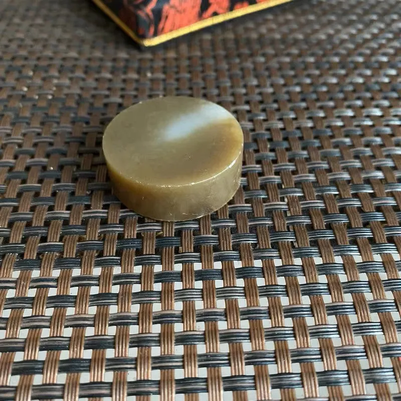 Natural Kunlun Jade Rough Nephrite Raw (25g,3.1X1.1cm)