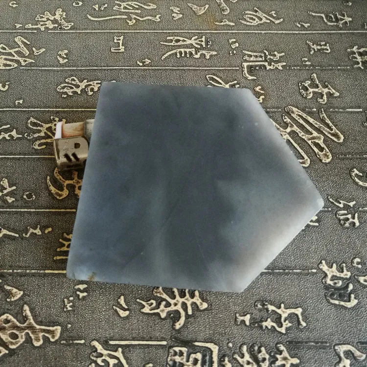 Natural Kunlun Jade Rough Nephrite Raw (279g, 9X8X1.6cm)