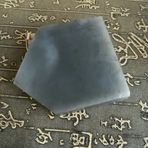 Natural Kunlun Jade Rough Nephrite Raw (279g, 9X8X1.6cm)