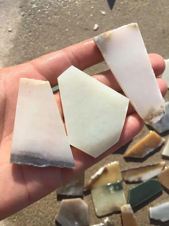 Natural Kunlun Jade Rough Nephrite Raw 28 Pieces