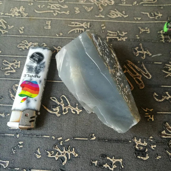 Natural Kunlun Jade Rough Nephrite Raw (320g, 8.5X5X4cm)