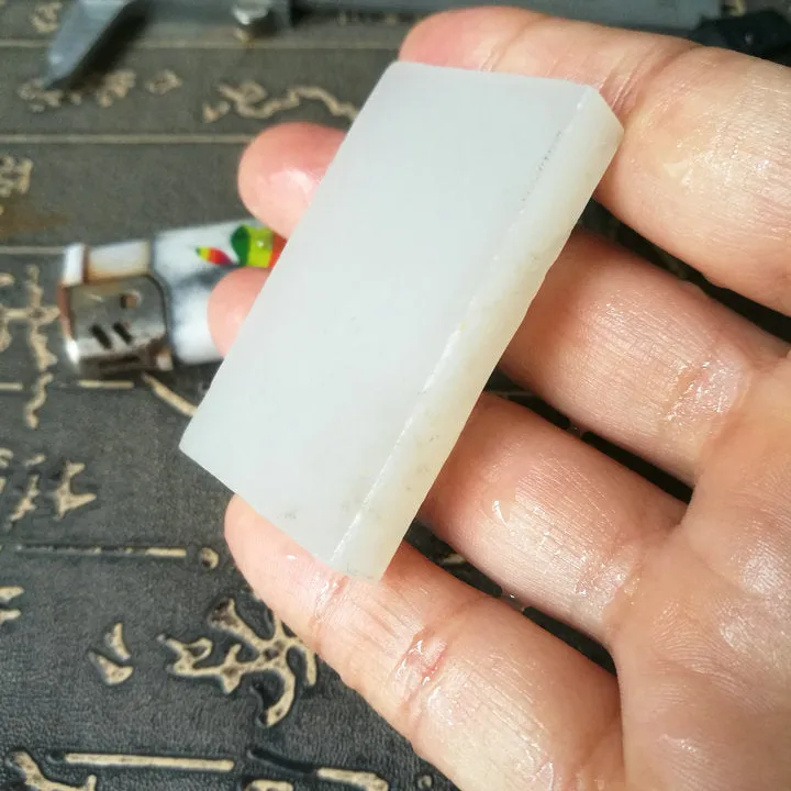 Natural Kunlun Jade Rough Nephrite Raw (33g, 4.9X2.9X0.8cm)