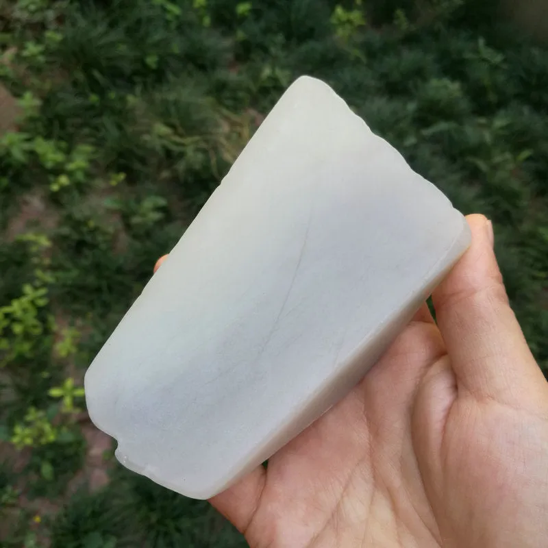 Natural Kunlun Jade Rough Nephrite Raw (357g, 10X5.5x3.3cm)