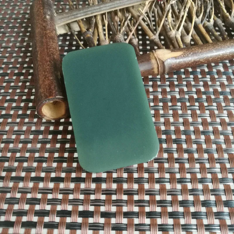 Natural Kunlun Jade Rough Nephrite Raw (37g, 5X3X0.8cm)