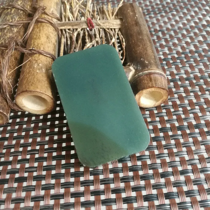 Natural Kunlun Jade Rough Nephrite Raw (37g, 5X3X0.8cm)