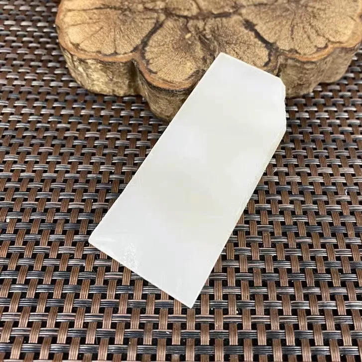 Natural Kunlun Jade Rough Nephrite Raw (37g,8.3X3.6X0.4cm)
