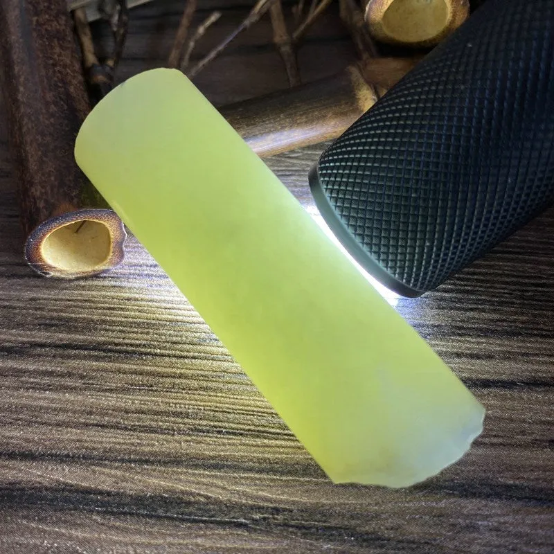 Natural Kunlun Jade Rough Nephrite Raw (42g,5.0X1.8cm)