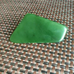 Natural Kunlun Jade Rough Nephrite Raw (46g, 6X3.5X2cm)