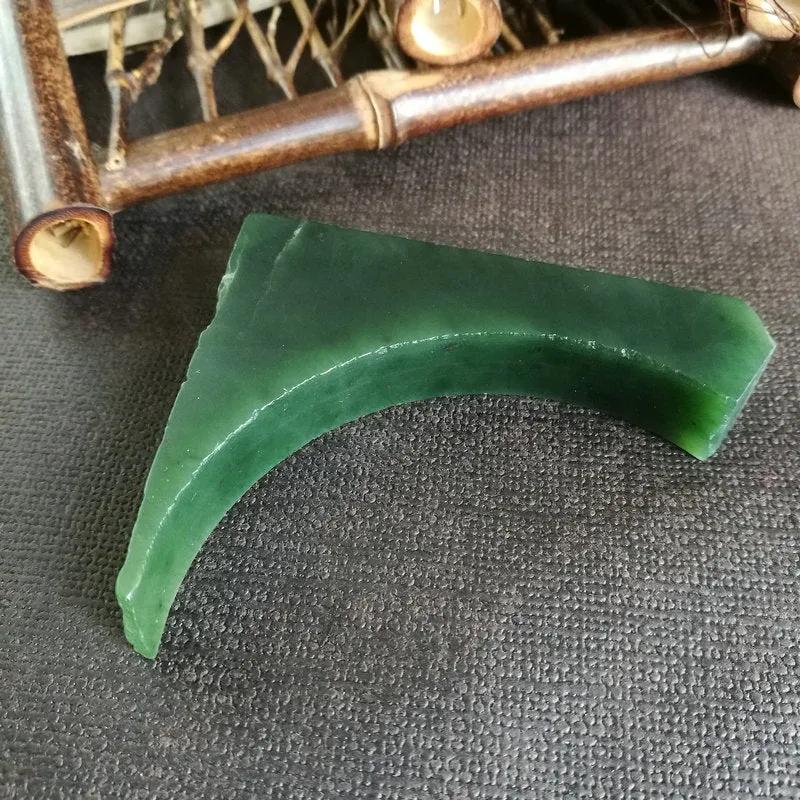 Natural Kunlun Jade Rough Nephrite Raw (49g,6.5X1.2X1.2cm)