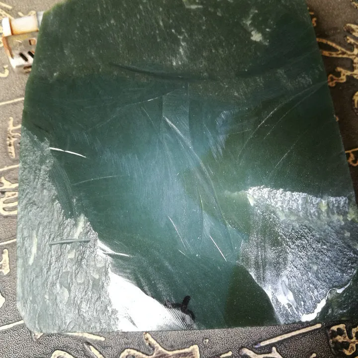 Natural Kunlun Jade Rough Nephrite Raw (504g, 11.5X10X2cm)