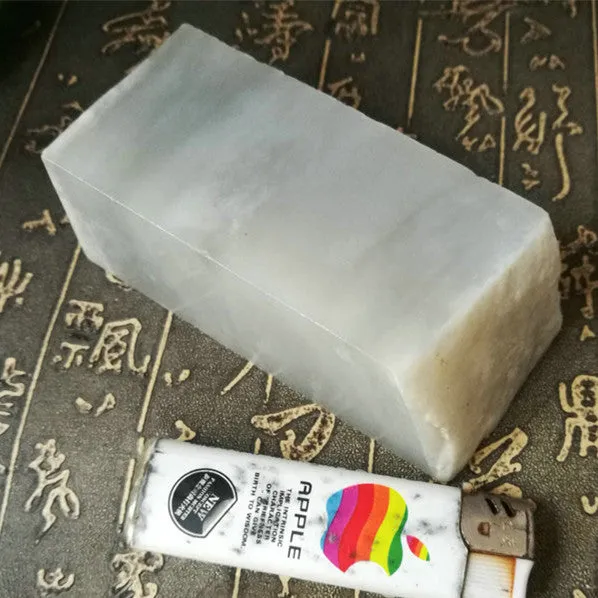 Natural Kunlun Jade Rough Nephrite Raw (546g, 8.5X4.7X4cm)
