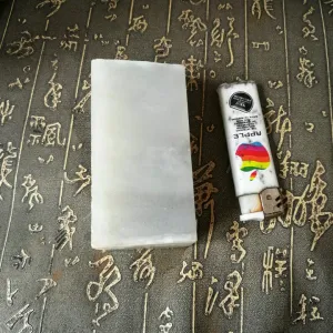 Natural Kunlun Jade Rough Nephrite Raw (546g, 8.5X4.7X4cm)