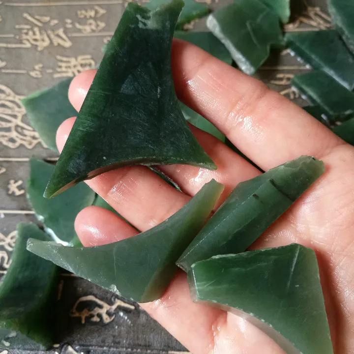 Natural Kunlun Jade Rough Nephrite Raw 550g