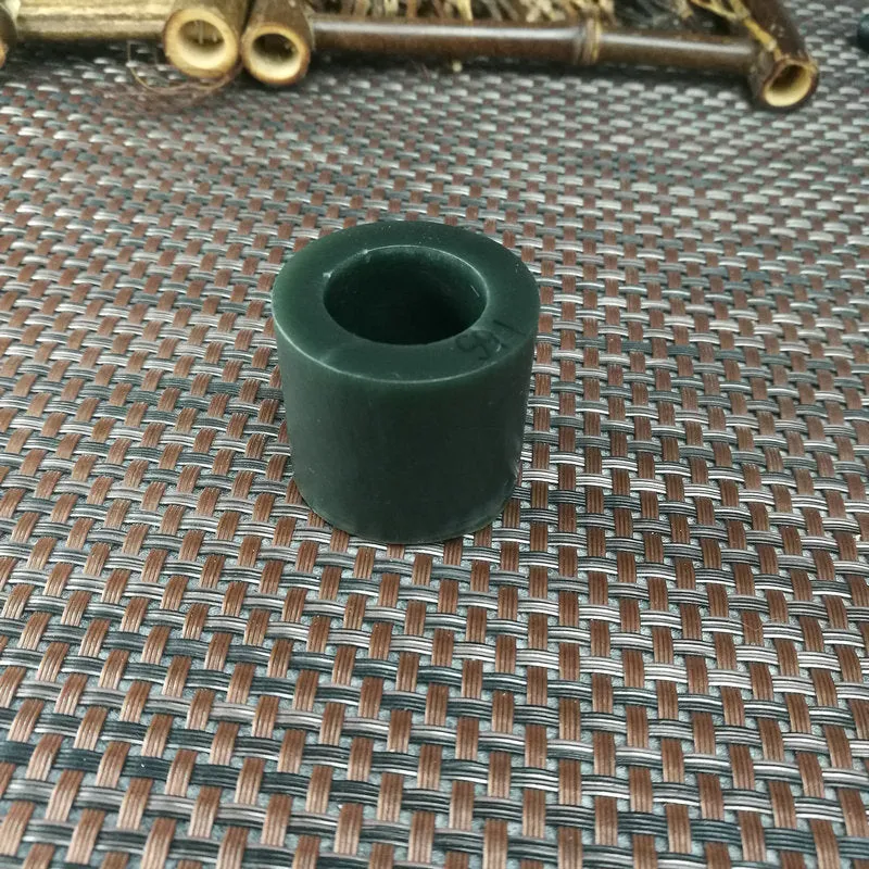 Natural Kunlun Jade Rough Nephrite Raw (56g,3.5X2.2X3.2cm)