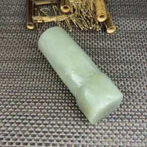 Natural Kunlun Jade Rough Nephrite Raw (581g,12.2X4.4cm)
