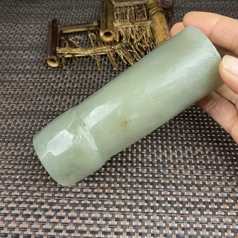 Natural Kunlun Jade Rough Nephrite Raw (581g,12.2X4.4cm)