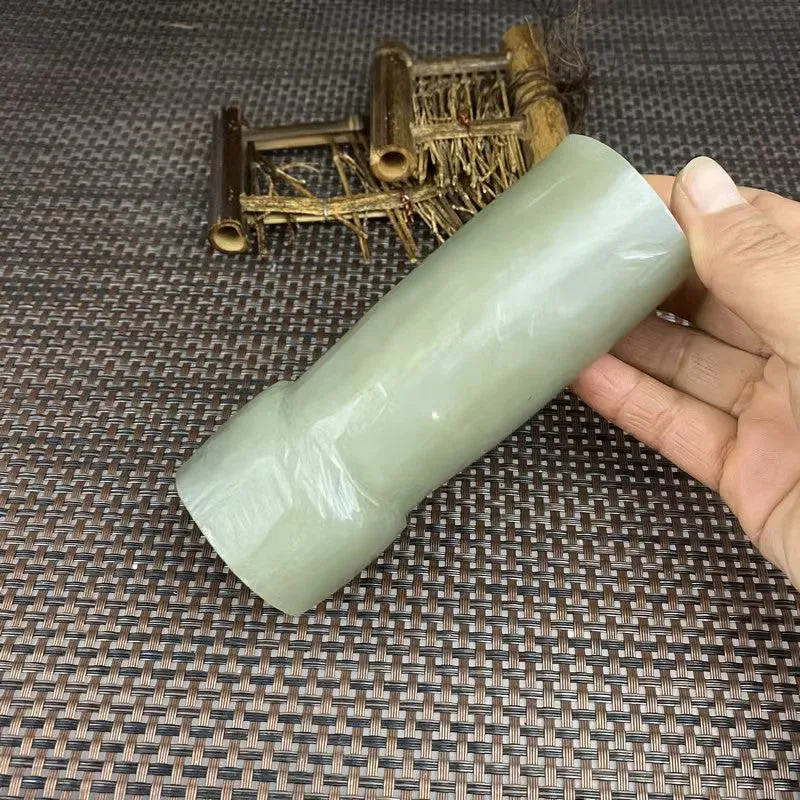 Natural Kunlun Jade Rough Nephrite Raw (581g,12.2X4.4cm)