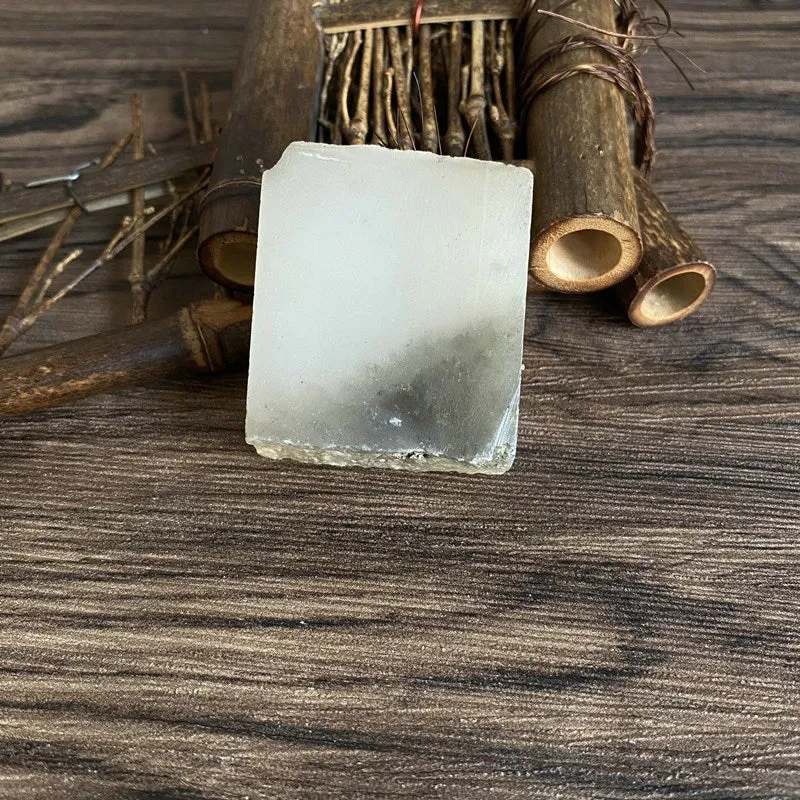Natural Kunlun Jade Rough Nephrite Raw (59g,3.7X3.9X1.3cm)