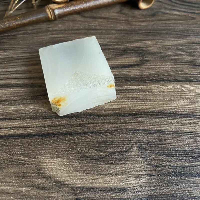 Natural Kunlun Jade Rough Nephrite Raw (59g,3.7X3.9X1.3cm)