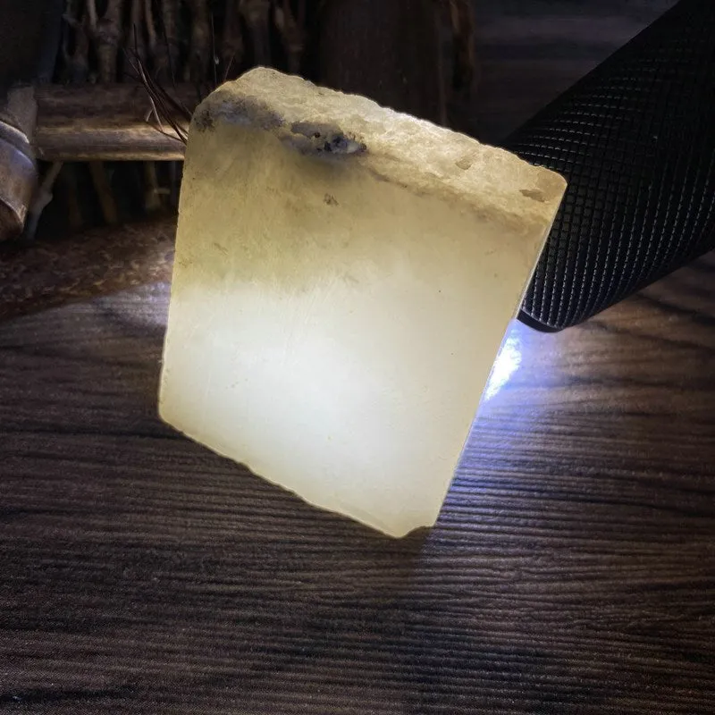 Natural Kunlun Jade Rough Nephrite Raw (59g,3.7X3.9X1.3cm)