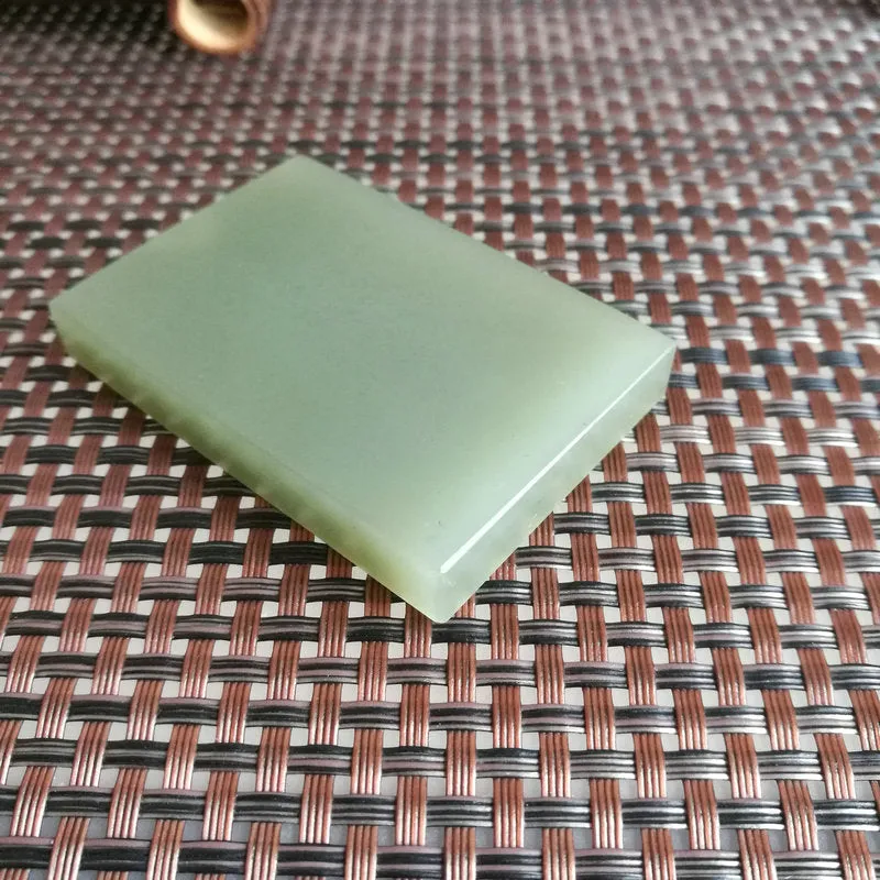 Natural Kunlun Jade Rough Nephrite Raw (59g,5.8X4X0.9cm)