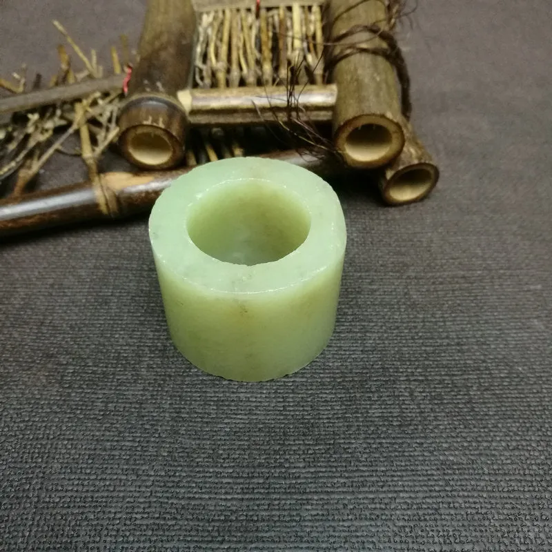 Natural Kunlun Jade Rough Nephrite Raw (61g, 3.9x2.9cm)