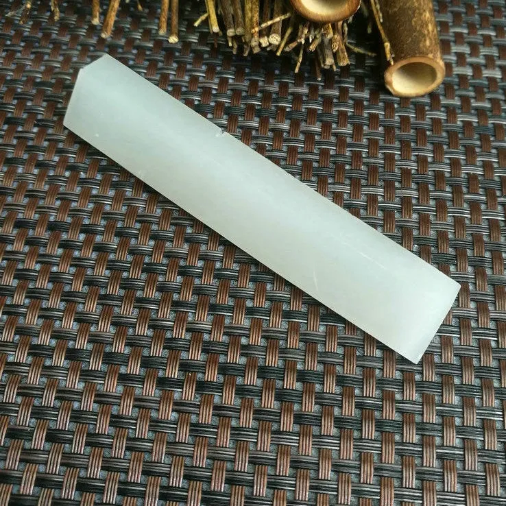 Natural Kunlun Jade Rough Nephrite Raw (61g,10X1.8X1.5cm)