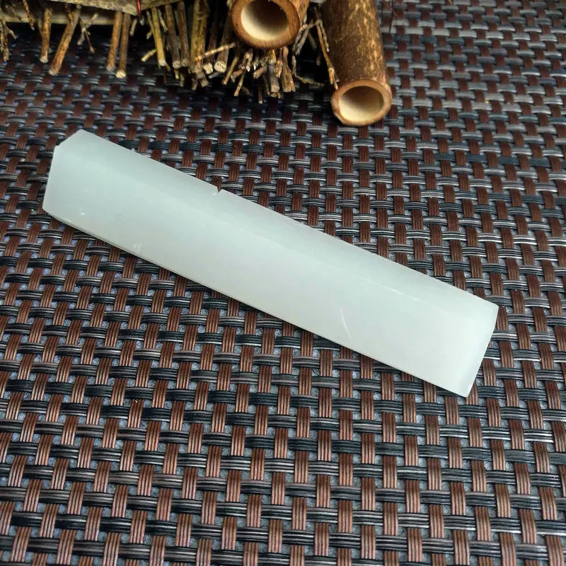 Natural Kunlun Jade Rough Nephrite Raw (61g,10X1.8X1.5cm)