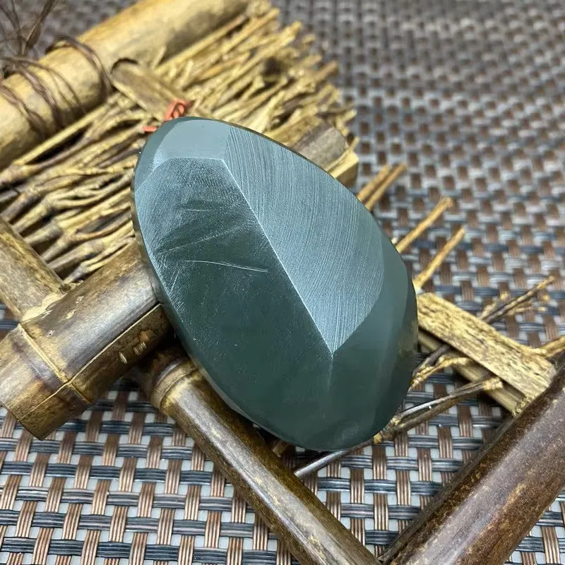 Natural Kunlun Jade Rough Nephrite Raw (65g,5.9X3.5X1.6cm)