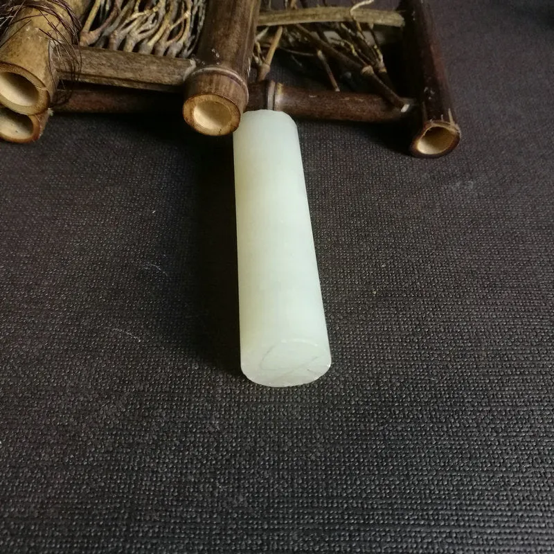 Natural Kunlun Jade Rough Nephrite Raw (67g,7.7X1.9cm)