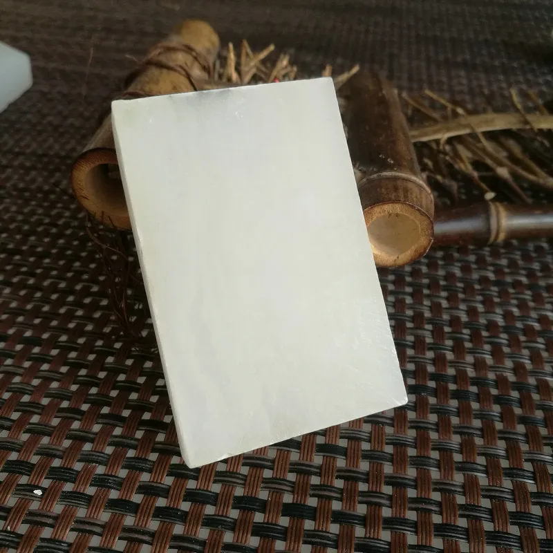 Natural Kunlun Jade Rough Nephrite Raw (68g, 6X4x1cm)