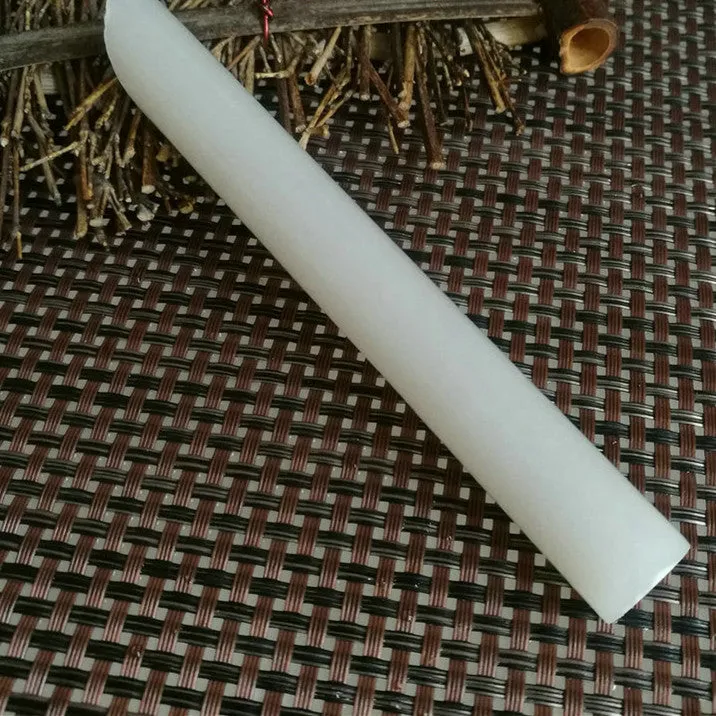 Natural Kunlun Jade Rough Nephrite Raw (71g, 13X1.6cm)