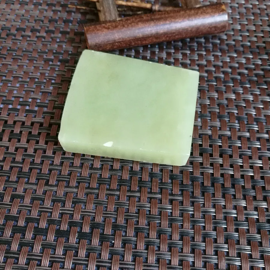 Natural Kunlun Jade Rough Nephrite Raw (74g,4.5X5X1cm)