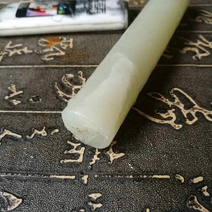 Natural Kunlun Jade Rough Nephrite Raw (75g, 9X1.8cm)