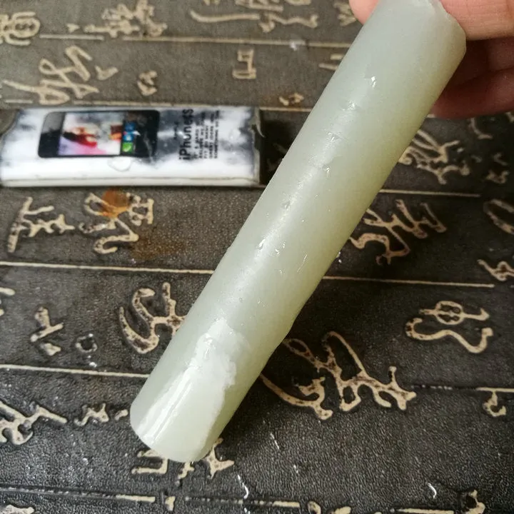 Natural Kunlun Jade Rough Nephrite Raw (75g, 9X1.8cm)