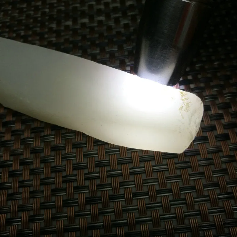 Natural Kunlun Jade Rough Nephrite Raw (80g,11X2.2X1.3cm)