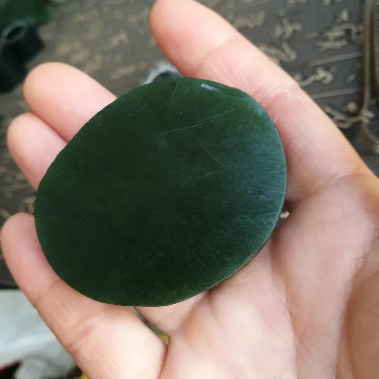 Natural Kunlun Jade Rough Nephrite Raw (82g, 5.2X4X1.6cm)