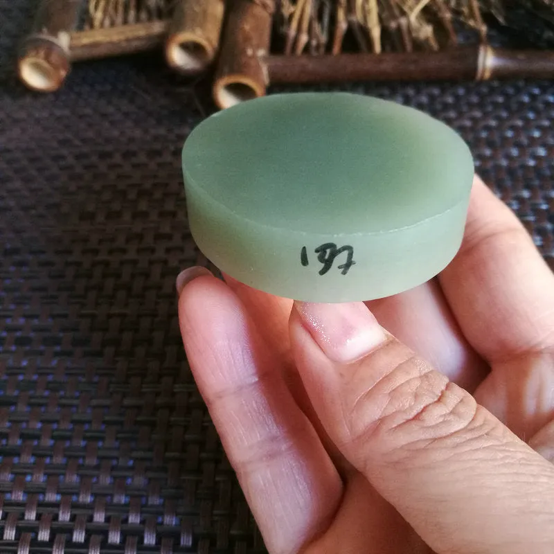 Natural Kunlun Jade Rough Nephrite Raw (82g,5.8X5X1.2cm)