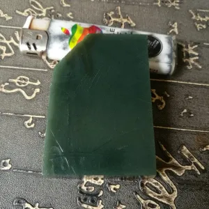 Natural Kunlun Jade Rough Nephrite Raw (85g, 6.5X4.5X1cm)