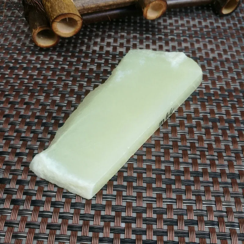 Natural Kunlun Jade Rough Nephrite Raw (89g,9X4.5X0.9cm)