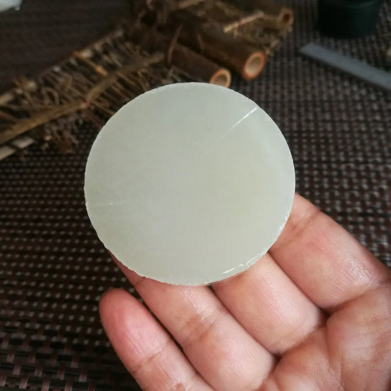 Natural Kunlun Jade Rough Nephrite Raw (90g, 5X1.6cm)