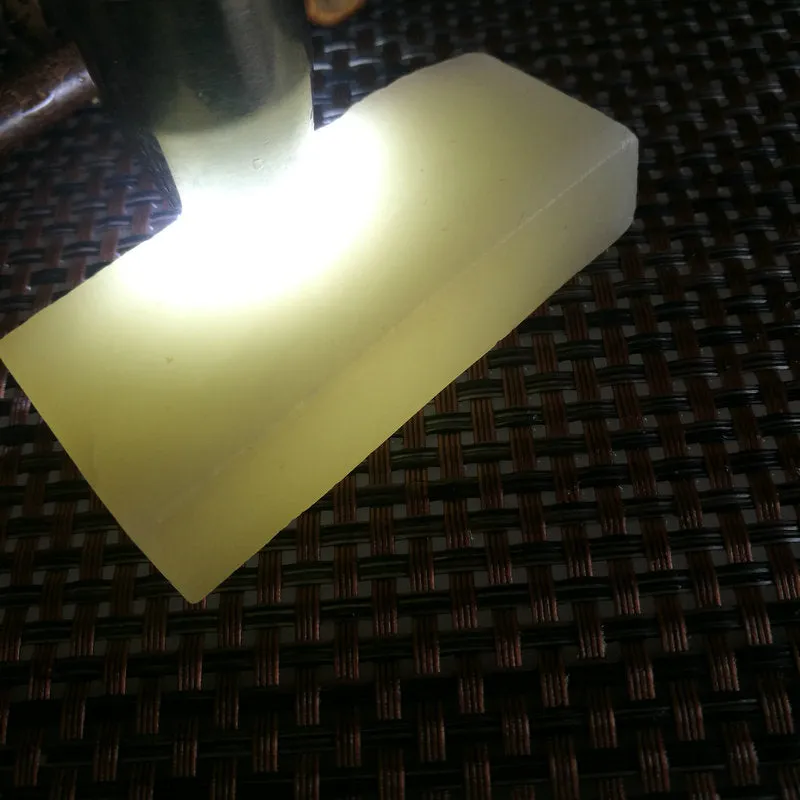 Natural Kunlun Jade Rough Nephrite Raw (91g, 7X3.2X1.7cm)