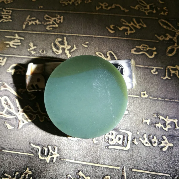 Natural Kunlun Jade Rough Nephrite Raw (93g, 5.6X1.3cm)