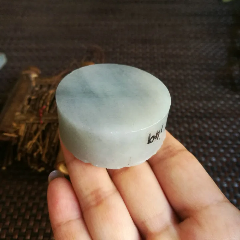 Natural Kunlun Jade Rough Nephrite Raw (94g,4.6X1.9cm)