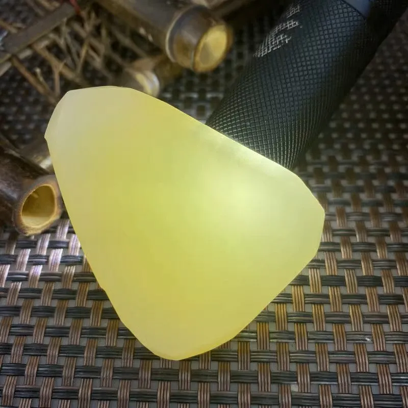Natural Kunlun Jade Rough Nephrite Raw (97g,5.6X4.5X2.7cm)