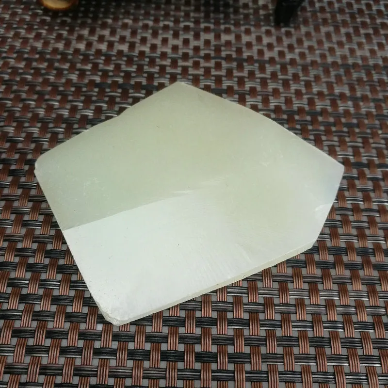 Natural Kunlun Jade Rough Nephrite Raw (97g,8X6.5X1cm)