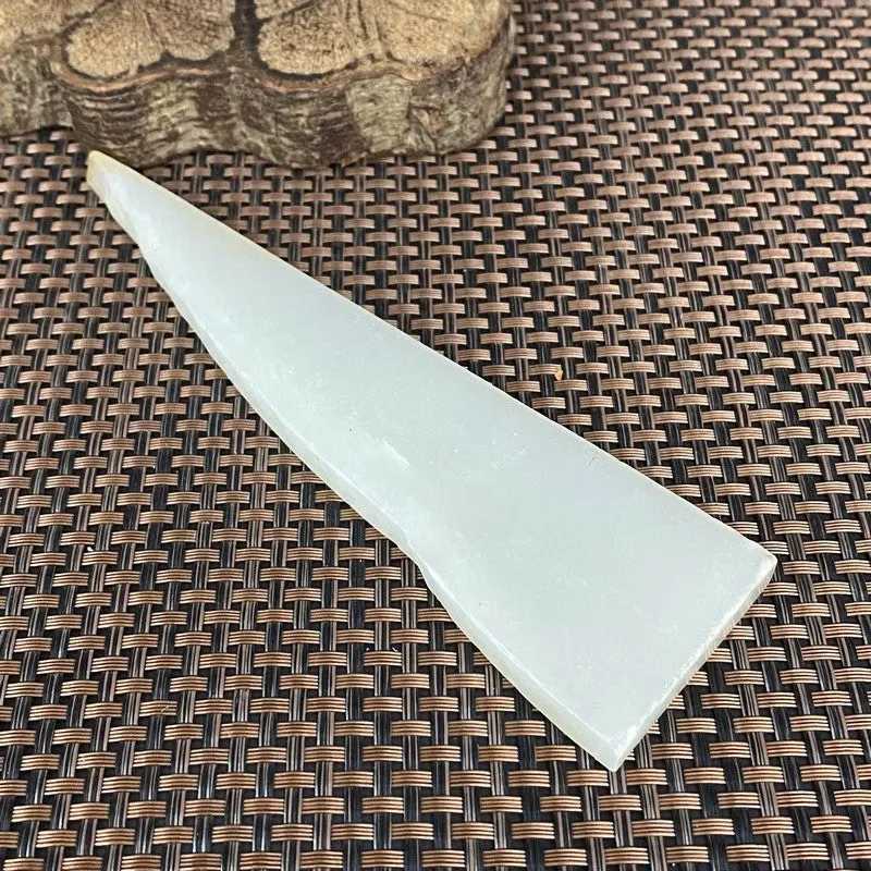 Natural Kunlun Jade Rough Nephrite Raw (98g,16X4.3X0.8cm)