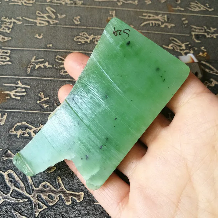 Natural Siberian Jade Rough Nephrite Raw (112g, 8.7X4X1.7X0.8cm)