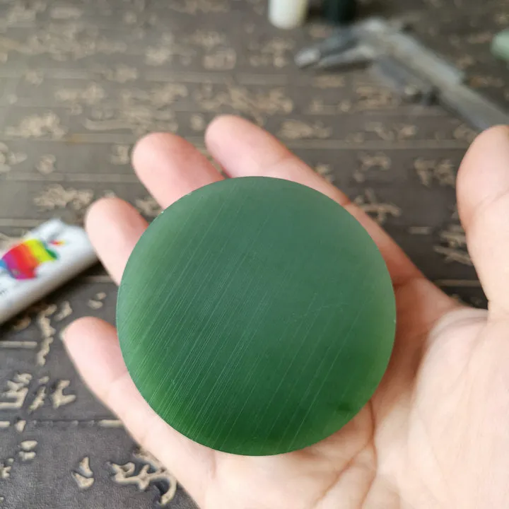 Natural Siberian Jade Rough Nephrite Raw (130g, 5.5X5.5X1.9cm)